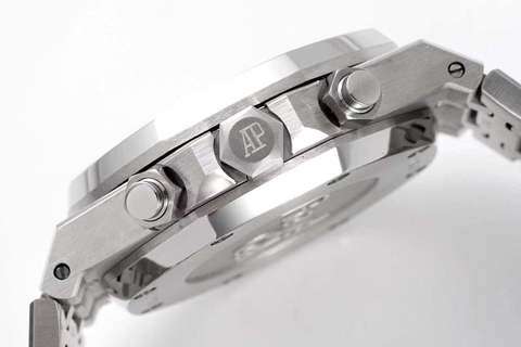Audemars Piguet Royal Oak Chronograph Ref26331 Replica