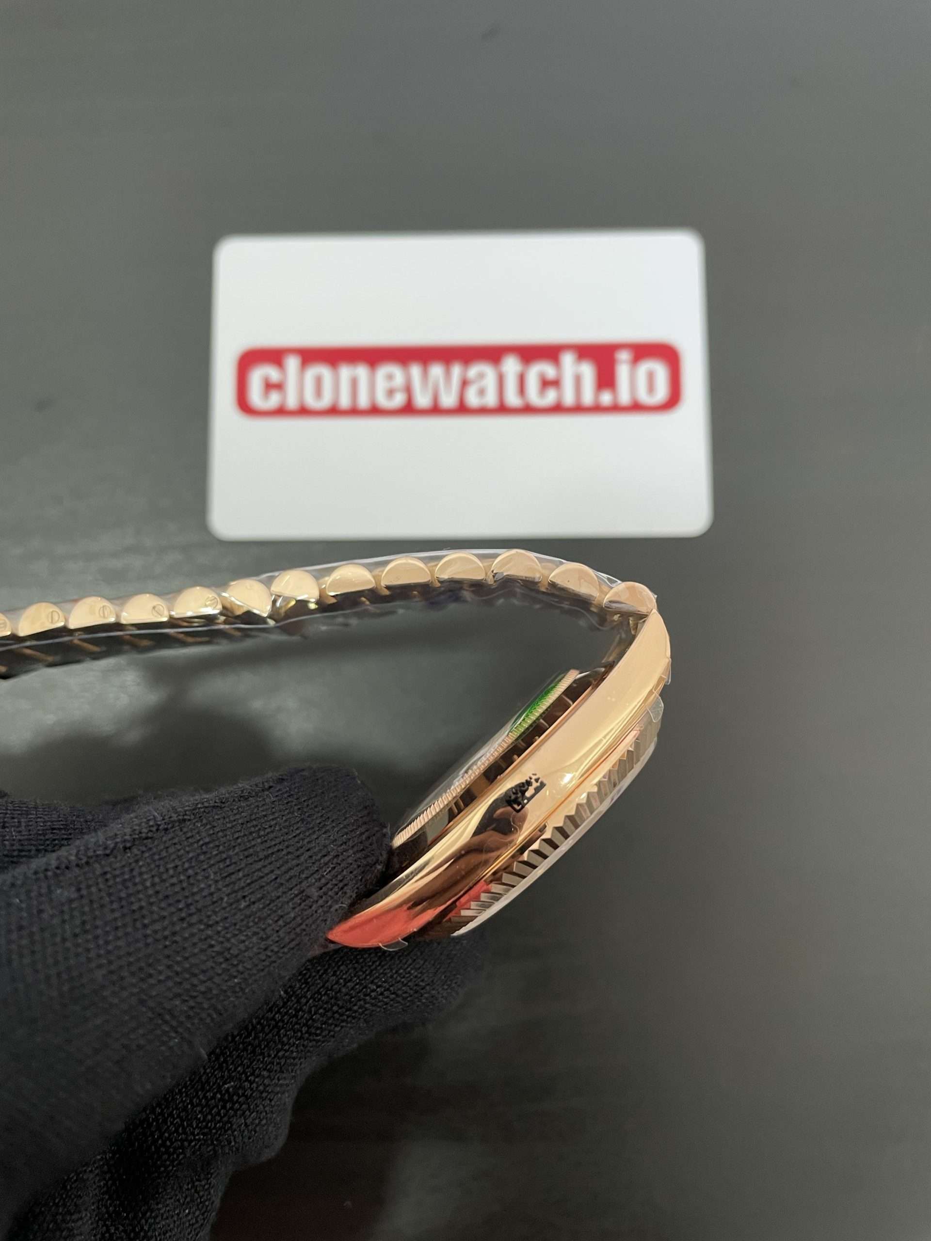 1:1 Replica Rolex Day Date 40 Rose Gold Chocolate Dial Presidential 3255 Movement
