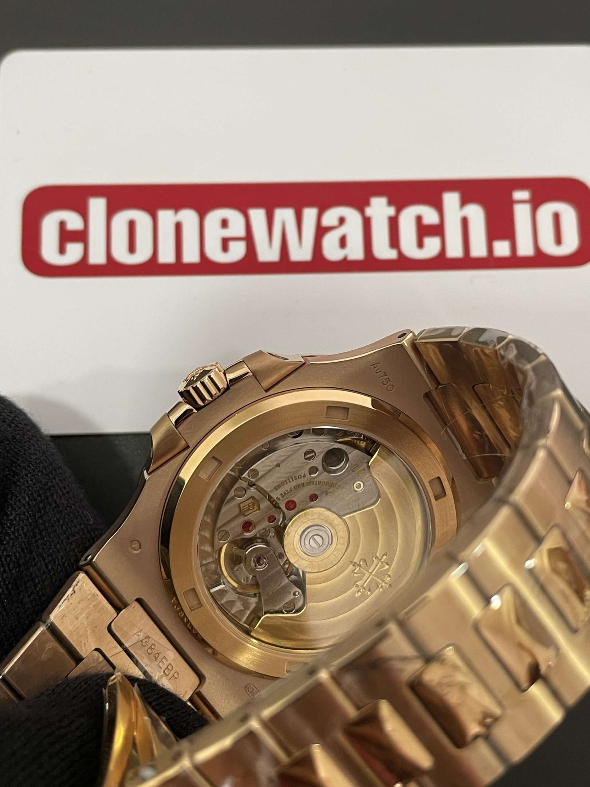 Super Replica Patek Philippe Nautilus 5711 Rose Gold Chocolate Dial Super Replica