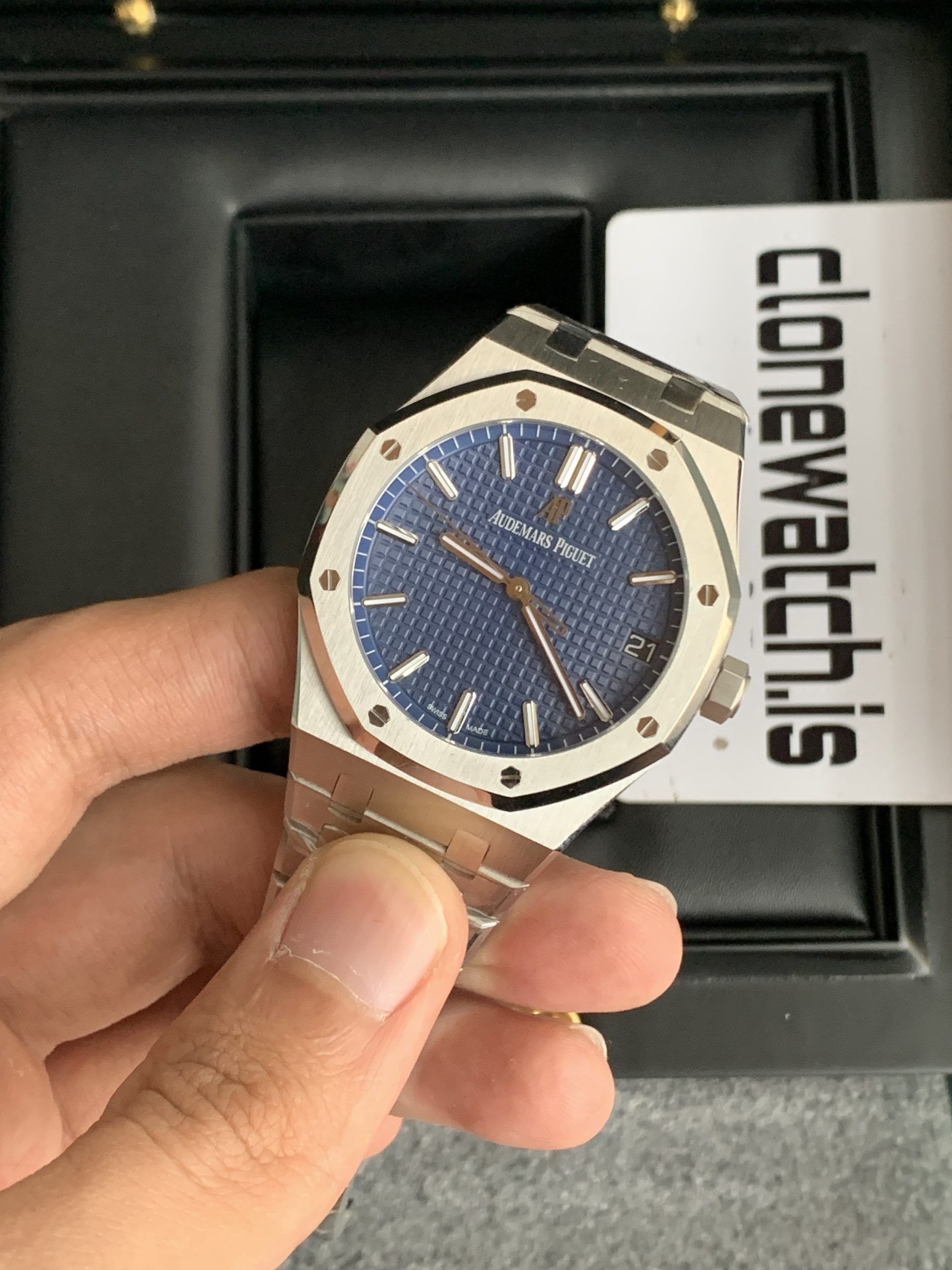 Superclone AP Royal Oak 15500 41mm Blue Dial Swiss 4302 V2